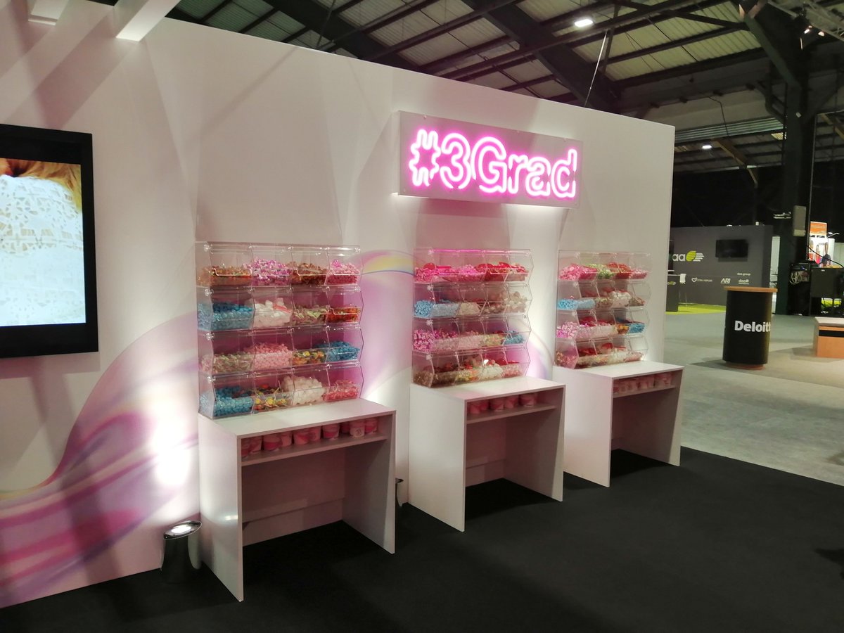Enjoyed making this very sweet exhibition stand for <a href="/ThreeIreland/">Three Ireland</a> at <a href="/gradireland/">gradireland</a> GradIreland, produced in association with <a href="/EventsCSL/">CSL Events</a> 🍬 #gradireland #eventprofs