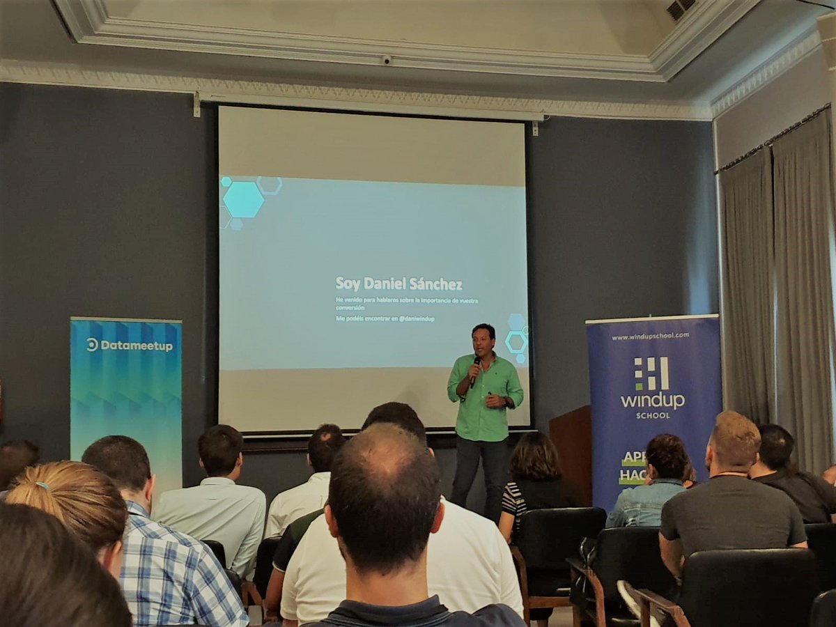 Electrocosto's tweet image. ¡Que el ritmo y el aprendizaje no pare! 😎

¡Turno para Daniel Sánchez! 😬

¿Sabéis que nos ha contado que ningún país habló de Internet en la Expo del 92? 😲

#Datameetup