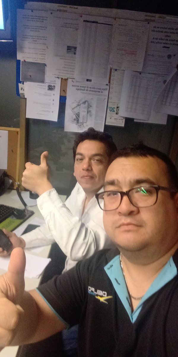 ivanfack36's tweet photo. #amanececonmega  buenos días terminando el turno de noche con el colega Marcelo Castro que tengan un buen termino de semana y caluroso día. https://t.co/Oy4DoVtVJY