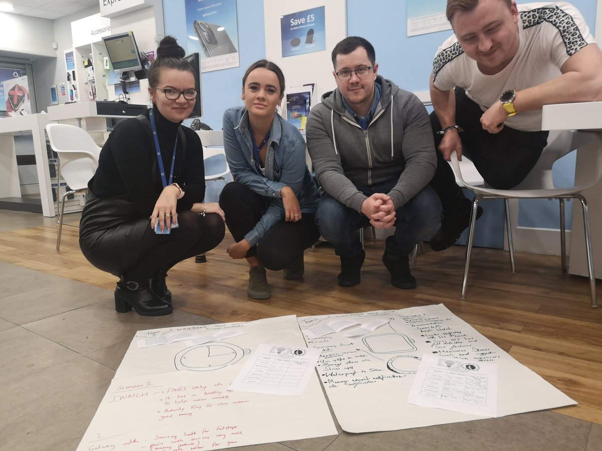 O2GuruLennySale's tweet photo. Today's Training Session was all on #wellbeingweek and how smartwatches can help people with their well being at @TheSquareSale @O2GuruBarry #MIDTraining #BeTheExpert #saletown https://t.co/OwFNsjiPd3