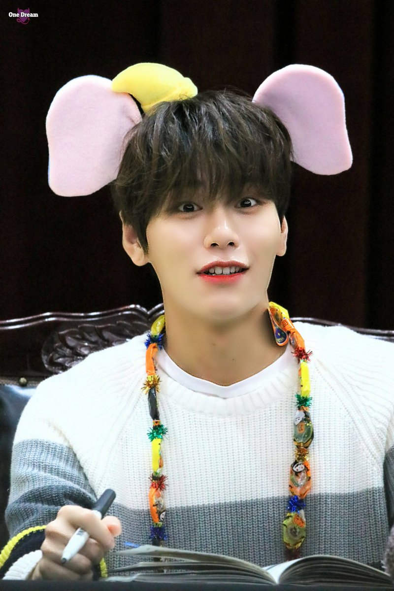 ___one_dream___'s tweet photo. 191006 JBJ95 광주 팬싸 

젭꿍이 우주 최고!!!!!

#JBJ95 #상균 #김상균 #サンギュン #Sanggyun  #젭꿍 #타카다켄타 #켄타 #髙田健太 #健太 #けんた #ケンタ https://t.co/BzvELjrtgX