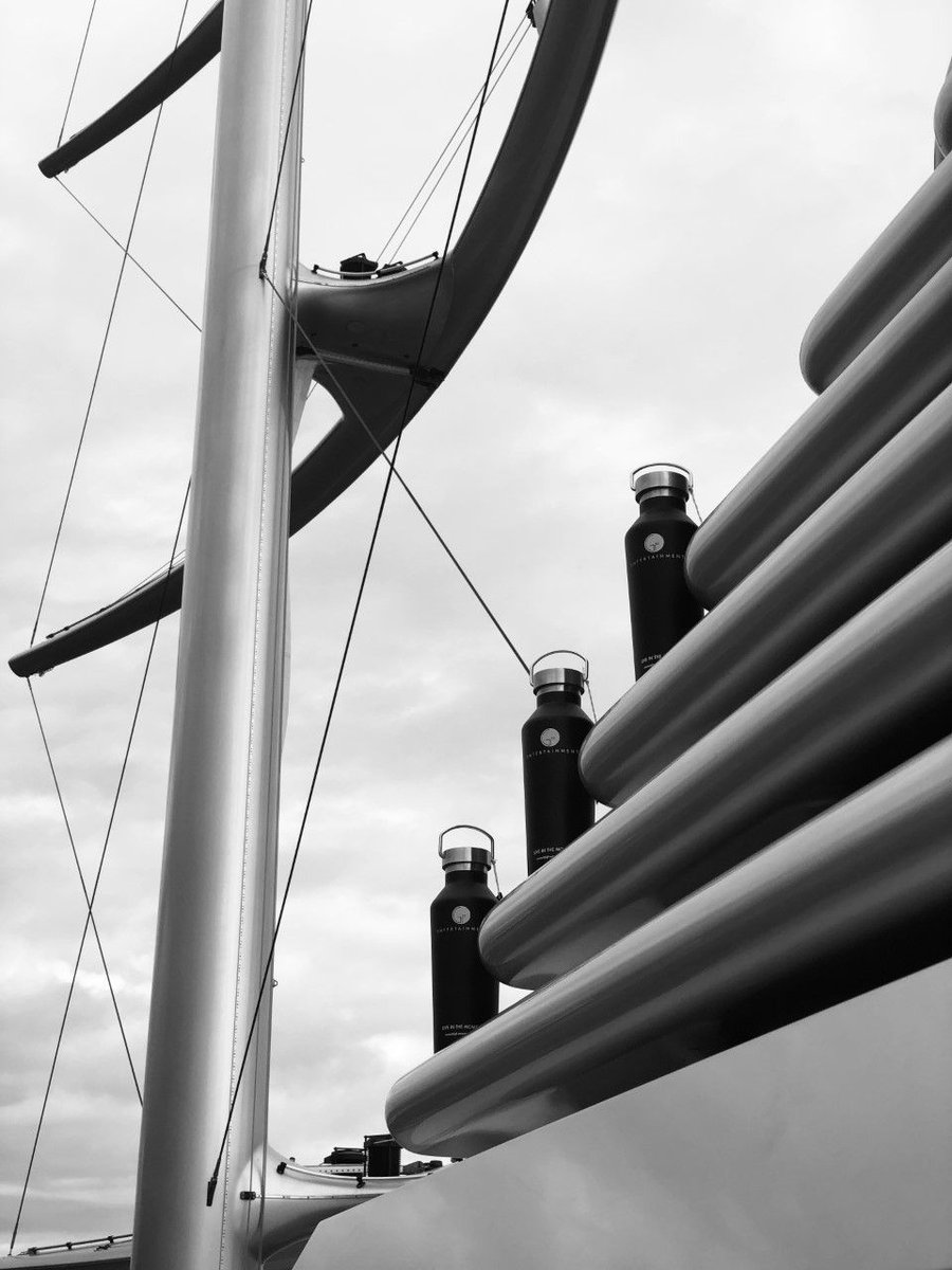 How good do our GFE X Give Me Tap water bottles look on board the iconic 88m Superyacht Maltese Falcon?!

#reusablebottles #reusablebottle #superyacht #productlaunch #productphotography