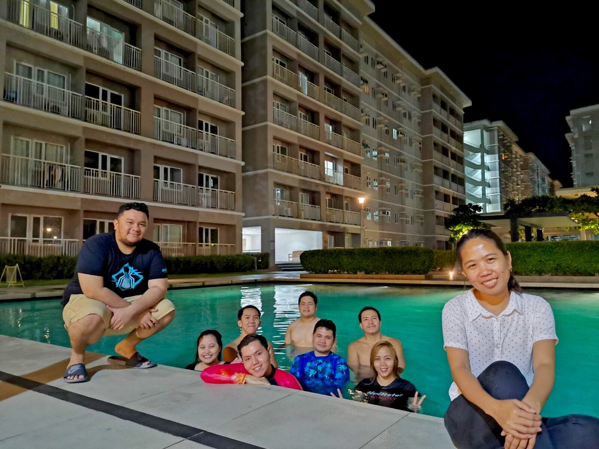 SimplyNeil's tweet photo. Staycation bonding with my officemates π₯°
Para makita nyo ung buong place, watch the full vlog on my YouTube channel:
https://t.co/VxPqnjliqy
#Staycation #TreesResidences #CondoTour #CondoReview #CondoStaycation #condo #condominium #SMDC #TreesResidence #Affordable #Trending https://t.co/228QYUi3Nl