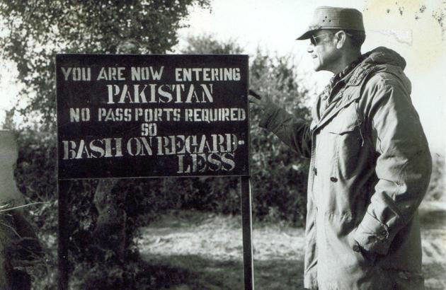 10 #RunawayPakArmyNot even a customs guy was left behind to atleast check the passports of Indians entering Pakistan in 1971!