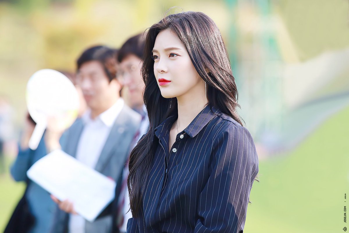 조소진닷컴 🤖 tweet media