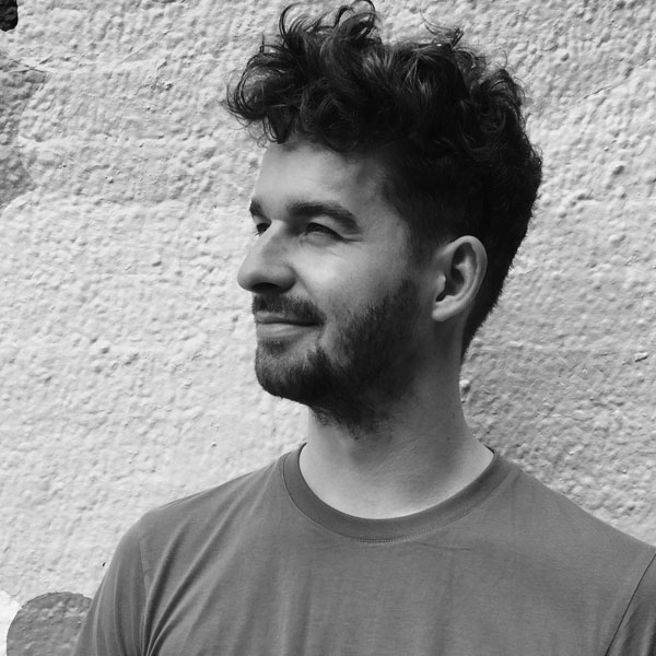 Meet the creatives behind Fledglings : Dan Saggars  ( Lighting Designer) 👉 bit.ly/DanSaggarsBlog

<a href="/dansaggars/">Dan Saggars</a>

Don't forget to book your tickets to Fledglings, showing at #NSTCity from 17 -19 Oct 

#Southampton #Theatre