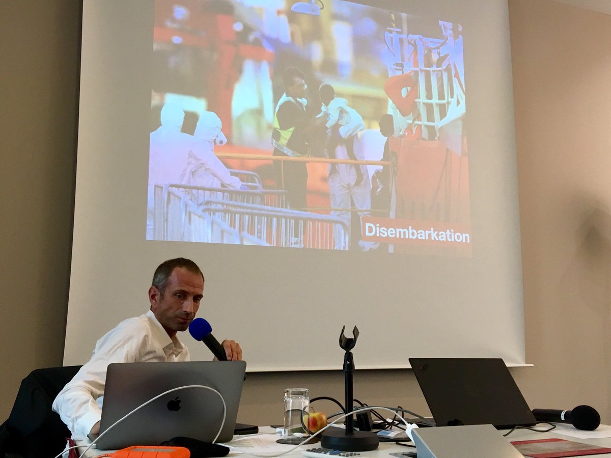 OTMR_Konferenz's tweet photo. Seenotrettung im Mittelmeer und Kriminalisierung der Menschenhilfe ist das Thema von @Axel_Steier von @SEENOTRETTUNG. #OTMR2019 https://t.co/EnaSp6uAwN