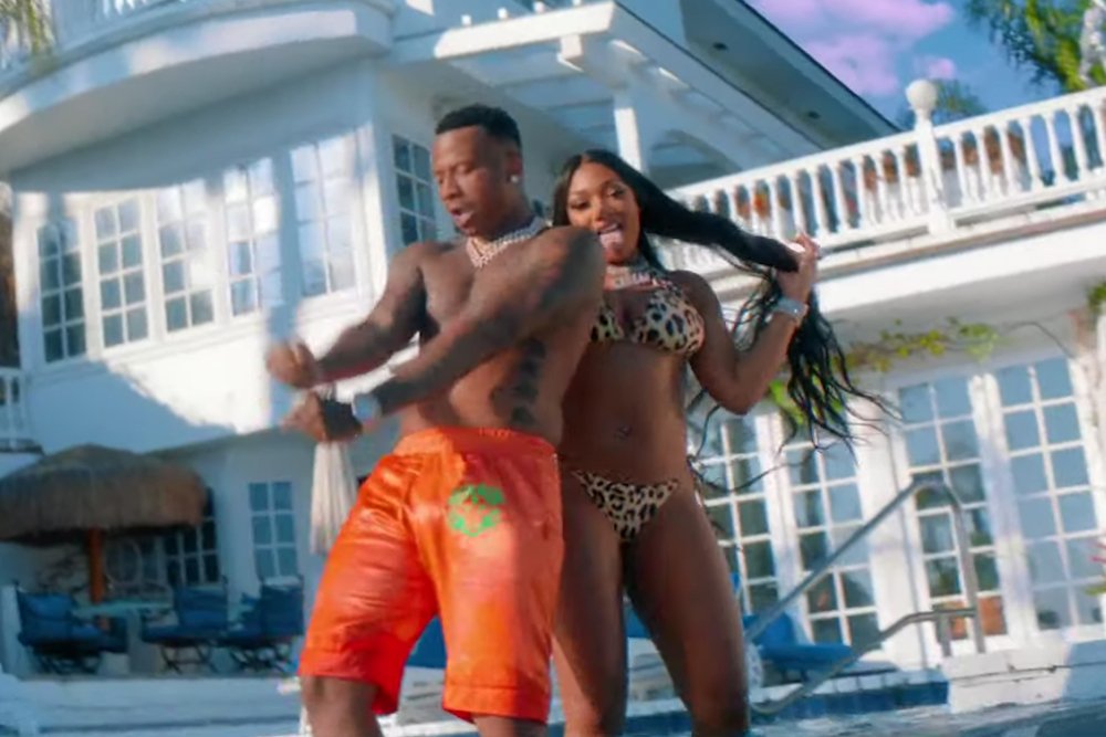 Moneybagg Yo and Megan Thee Stallion show off their chemistry in the vide.....