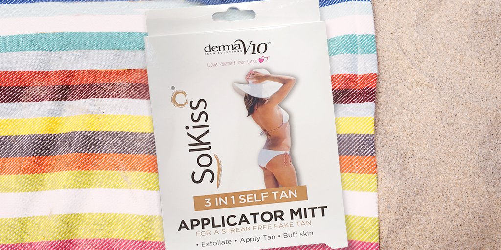 DermaV10's tweet photo. The sun may be in hiding but that doesn't mean your tan has to. 

Our 3 in 1 Self Tan Mitt can be used to exfoliate, apply and buff self tan for a perfect summer glow all year round. https://t.co/Ik8ricj5YJ