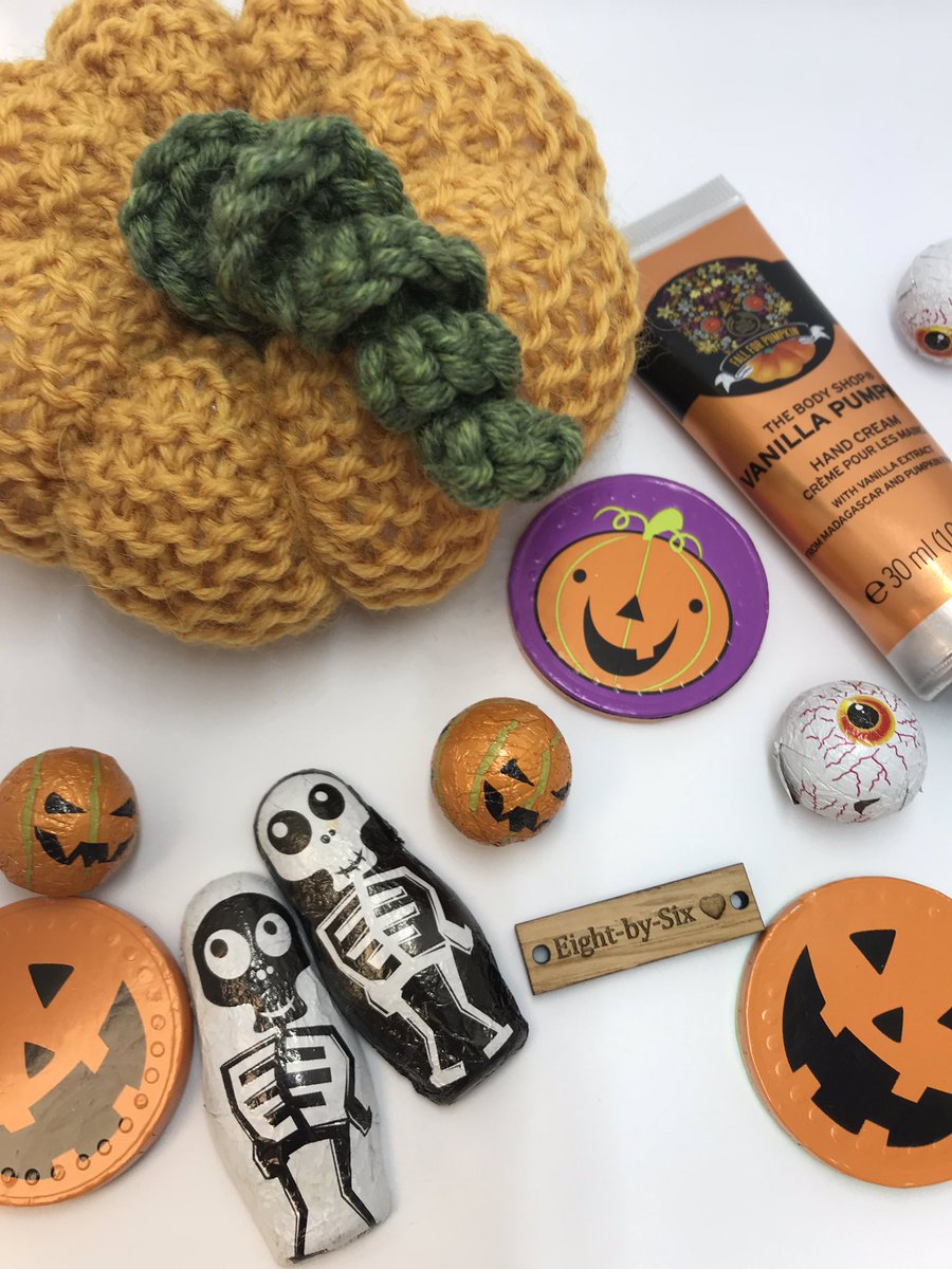 Eightbysix1's tweet photo. Have you entered my giveaway on Instagram 🎃 https://t.co/RPu3AnVLfe