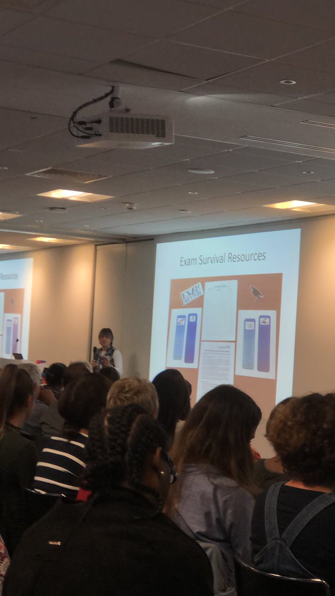 CYPYHDiabNet's tweet photo. Next up @JoDaltonDSN presenting on the young persons service in Poole #yhstudyday https://t.co/3Q9PmlqNK9