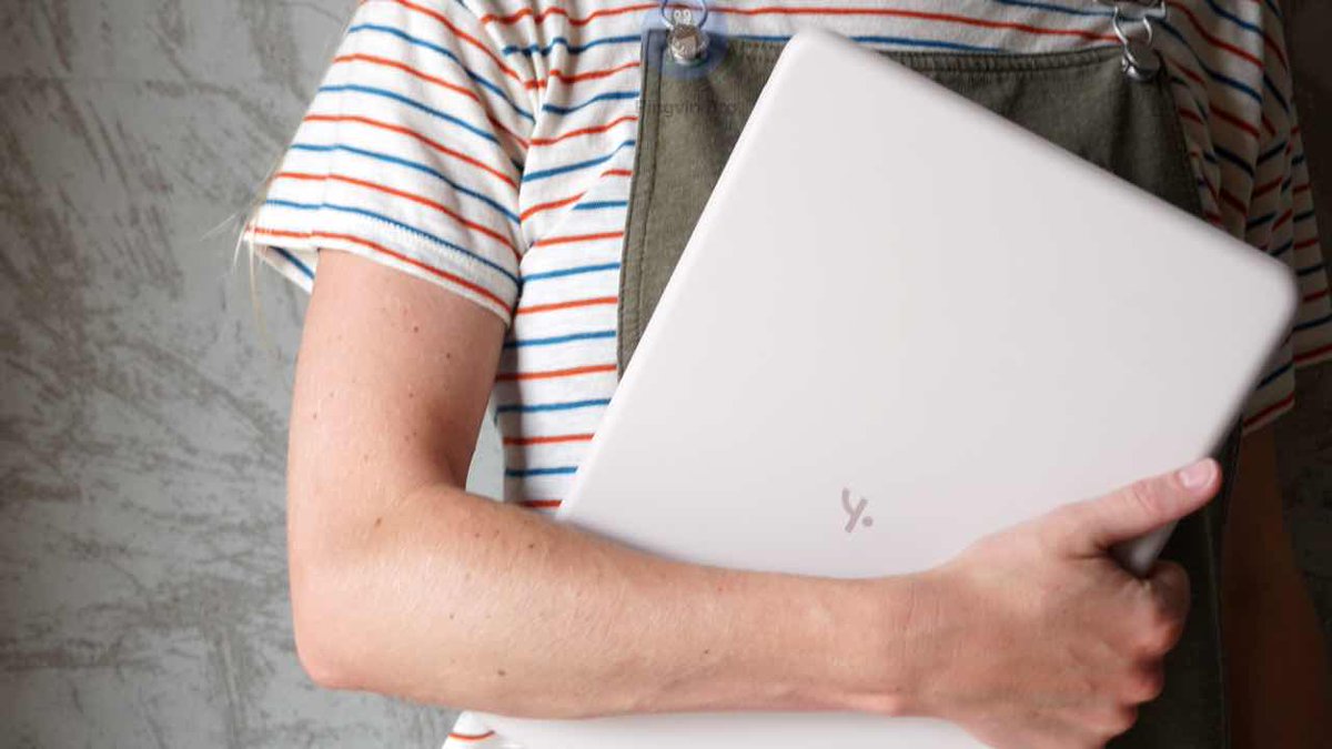 Pingvinpro's tweet photo. Pixelbook Go: в мережі з'явився новий #Ноутбук від #Google
https://t.co/WgcCD3KPFJ
#Chromebook #GooglePixelbookGo #PixelbookGo #Ноутбук #Прототип https://t.co/eCqmQZvVOn