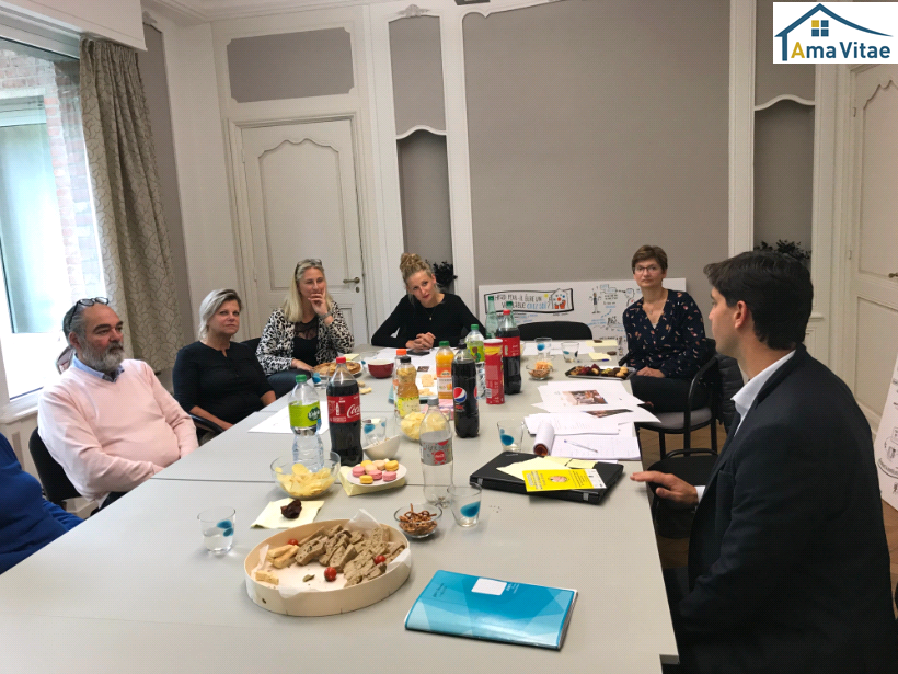 ama_vitae's tweet photo. La première rencontre collective avec les amis d'AMA VITAE s'est tenue ce mardi 8 octobre. Des échanges intéressants autour de notre projet d'habitats partagés inclusifs pour personnes touchées par la maladie d'Alzheimer et apparentée qui verra le jour début 2021. https://t.co/SM586HEgxu