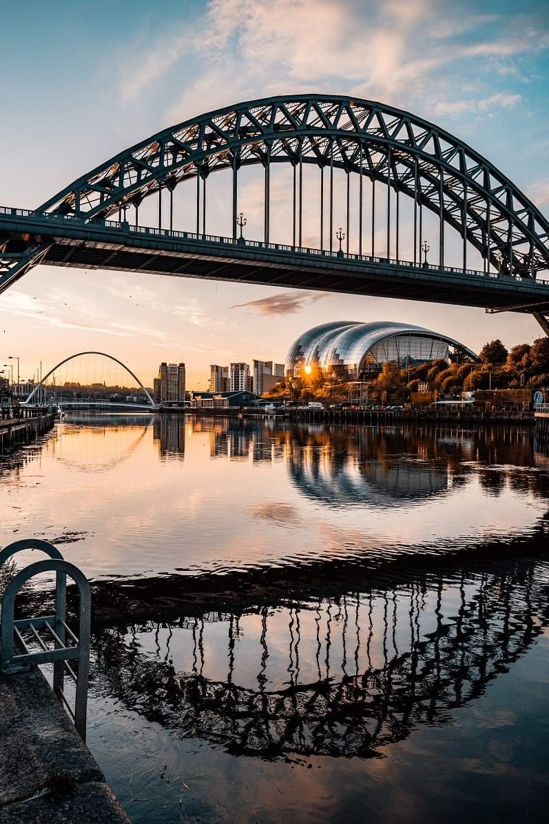We say it often, but there's no better city on days like this.
We're proud of our little corner of the world and showcasing it to international DJ's. <a href="/AmelieLens/">Amelie Lens</a> welcome to the Toon.
#LOOP7