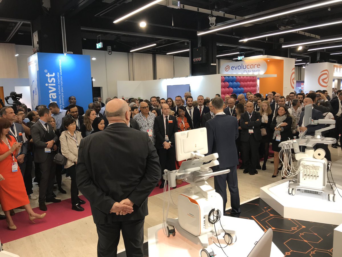 SiemensHealthFR's tweet image. Siemens Healthineers dévoile, en première mondiale, son nouveau système d’échographie devant de nombreux visiteurs des #JFR2019. siemens-healthineers.com/fr/ #Echographie #Echographe