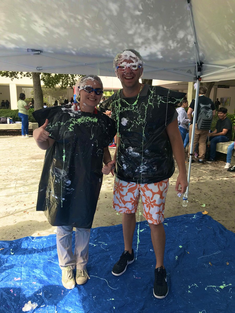 Lunch activities were so much fun celebrating Homecoming 2019 #Dancingthroughthedecades! @SantalucesHS @SantalucesSGA @shsthetribe @SommerPBCSD @southPbcsd