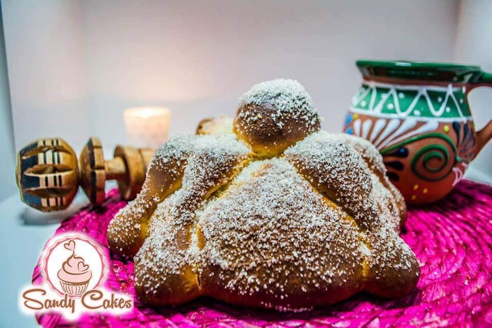 Tenemos #PanDeMuerto pídelo en: placeresmex.com 😋