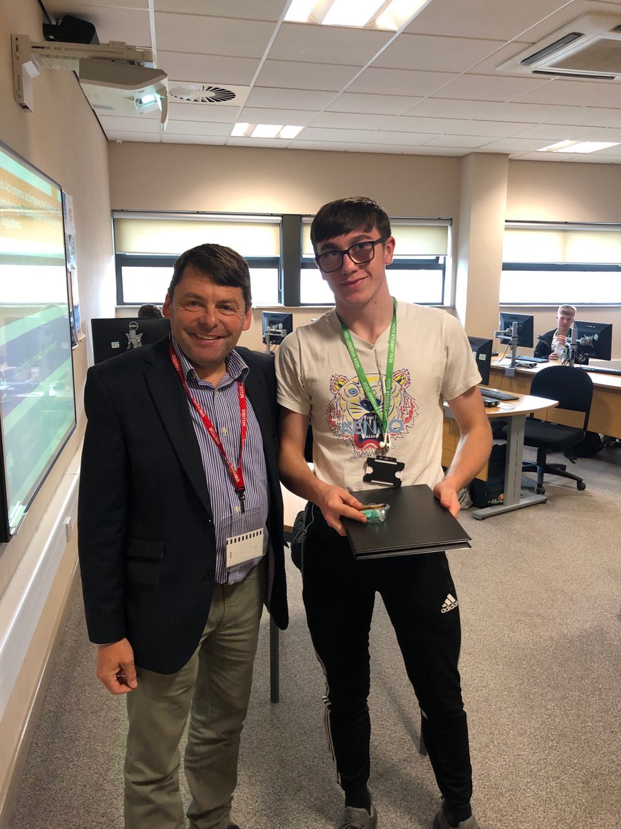 Well done Bens Espley student of the month for technical and professional ⁦<a href="/hartlepoolfe/">Hartlepool College</a>⁩. Thanks to Simon Smith from ⁦<a href="/Sheraton_group/">Sheraton Group</a>⁩ for presenting the award #hardworkpaysoff