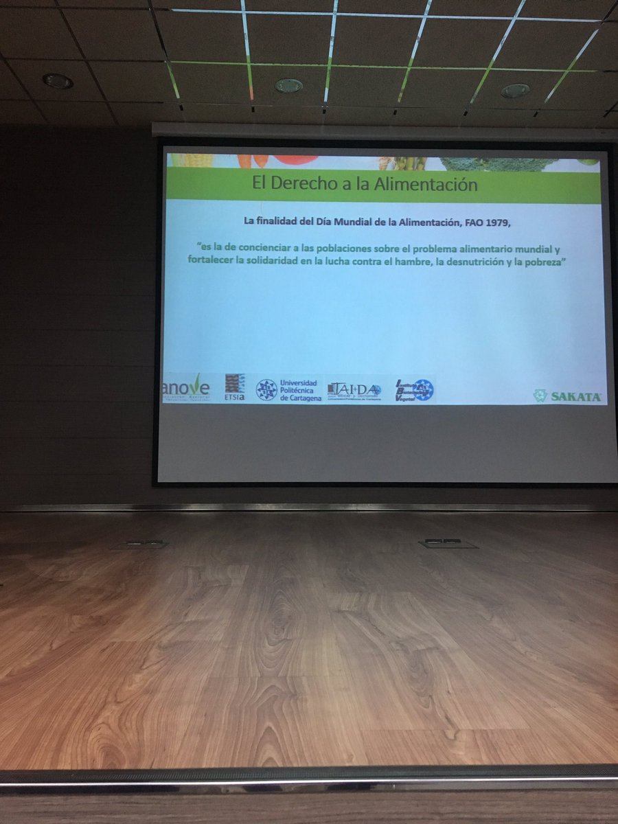 Comienzan las jornadas de #mejoragenetica en @UPCTnoticias con <a href="/SakataIberica/">SAKATA Seed Ibérica</a> y organizada por <a href="/artespacko/">Paco Artés</a> y con la colaboración del Instituto de  Biotecnología Vegetal <a href="/MarcosEgeaCorti/">Marcos Egea-Cortines</a> <a href="/segenetica/">@SEGenetica</a>