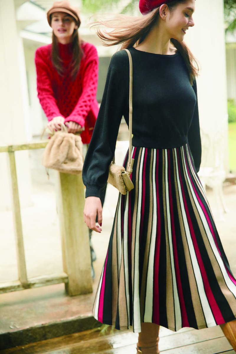 肌触りがいい ブルーレーベルクレストブリッジ ニットプリーツワンピース ニット セーター