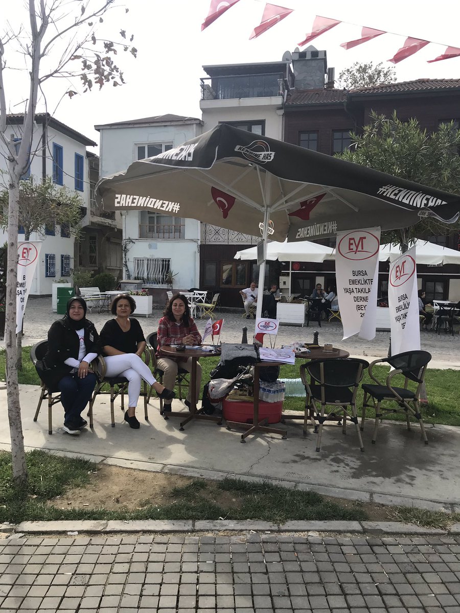 karaeryasemin's tweet photo. STAND ETKİNLİĞİ
👎👎👎

11 EKİM-CUMA
12 EKİM-CUMARTESİ
13 EKİM-PAZAR

Saat 11-22:00 

MUDANYA MÜTAREKE MEYDANI’nda

@BursaEytD tanıtımı ve üyelik için açılan STANDIMIZA tüm dostlarımızı bekliyoruz.

“SEN YOKSAN BİR EKSİĞİZ;
SEN VARSAN BİR FAZLAYIZ...”

#EYTliyizVazgeçmiyoruz https://t.co/rk51dh8H8B