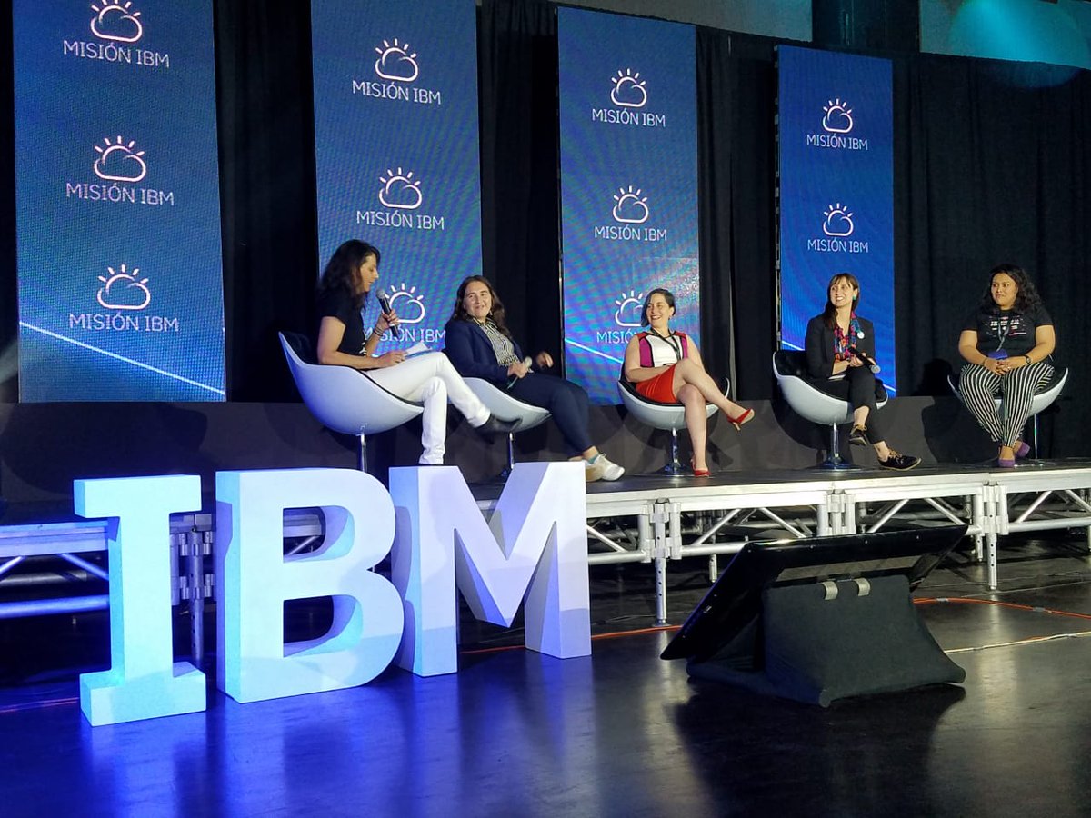 technovationcl's tweet photo. Gracias a @IBMdeChile por invitar a nuestra directora ejecutiva @ConstanzaDiazC al panel #InnovadorasSociales en #IBMCloudCL https://t.co/ZtexmlcYiR