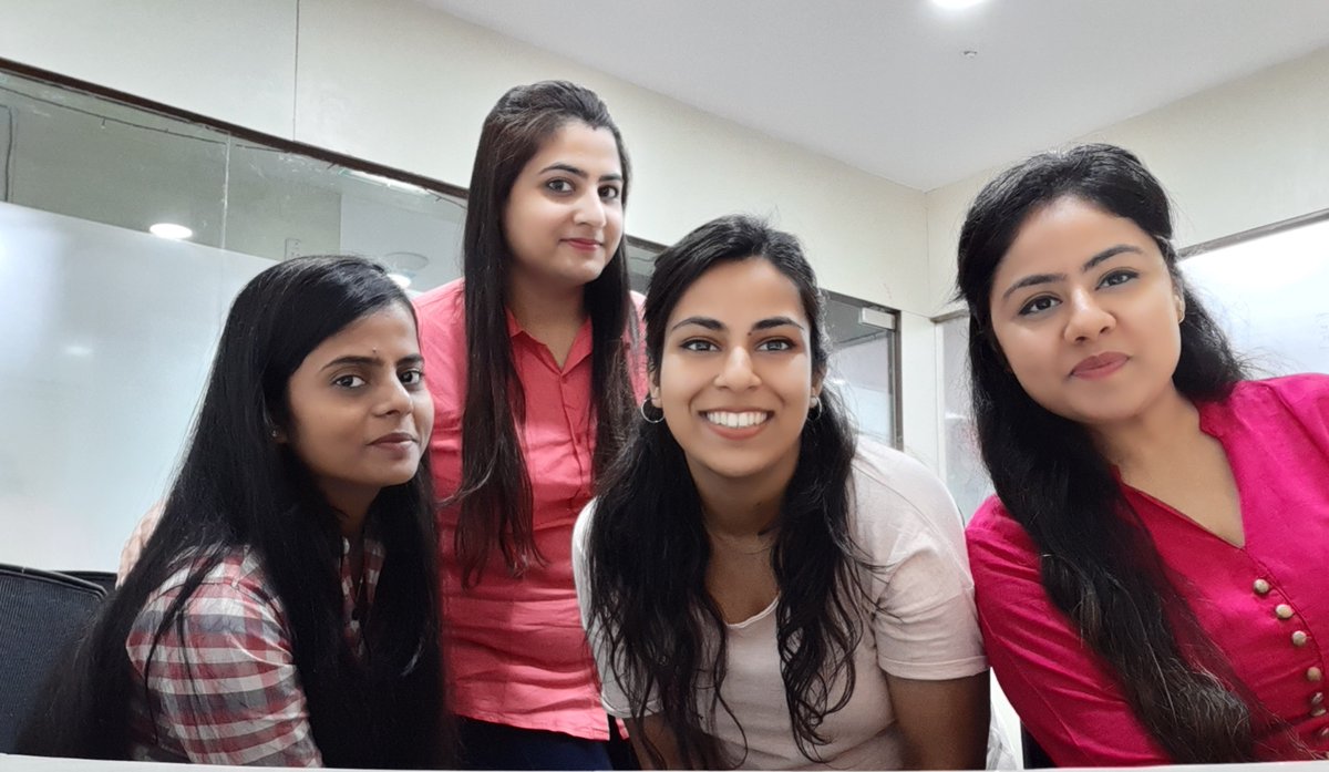 Srijan's tweet photo. Srijanites turned pink in support of @EsteeLauder's breast cancer awareness campaign. Are you wearing pink today? Use these hashtags #TechInPink2019 #TimeToEndBreastCancer and share it with us in the comment section below.
#PinkRibbon #FightBreastCancer https://t.co/g9D7ctK0Km