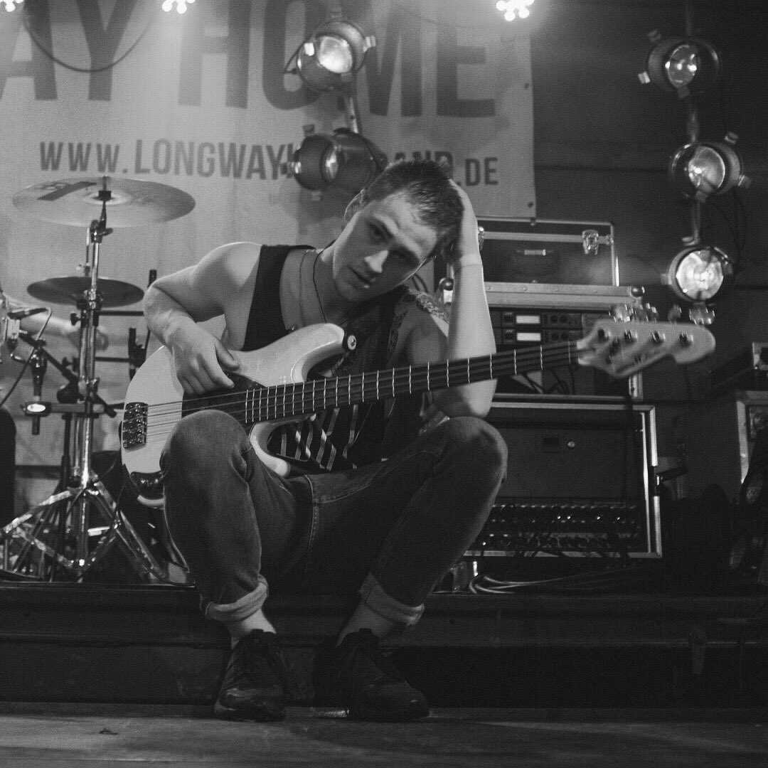 Frozen-Heart-Music tweet media