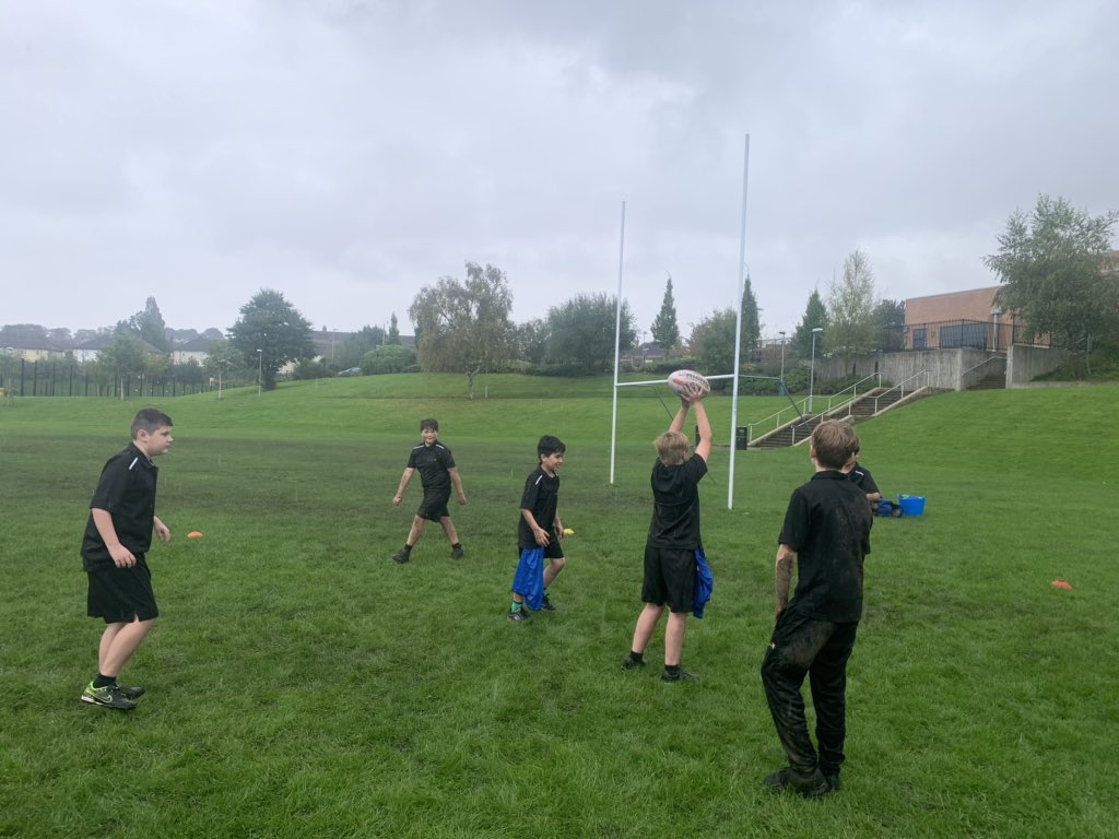 RugbyLeeds's tweet image. Massive effort from the Priesthorpe And Leeds West Academy boys this week, out in the wet and cold conditions receiving @SkyTryRL curriculum coaching! #westisbest #RLdevelopment