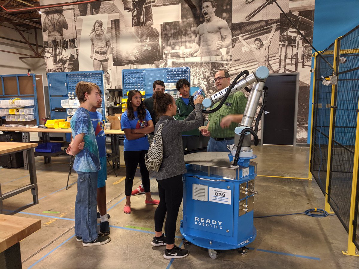 Thank you to <a href="/ReadyRobotics/">READY Robotics</a> for showing us around today!  #professionaldevelopment for <a href="/FTCTeams/">FIRST Tech Challenge</a> @OhioFTC.