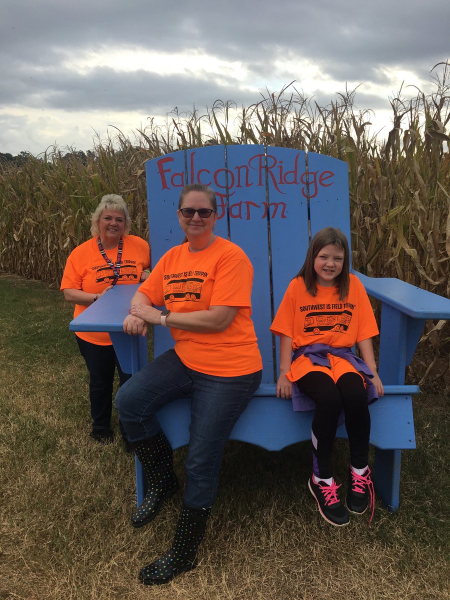 Powers_SWES's tweet photo. Falcon Ridge Farms Field Trip! SWES https://t.co/TihcksF1YH