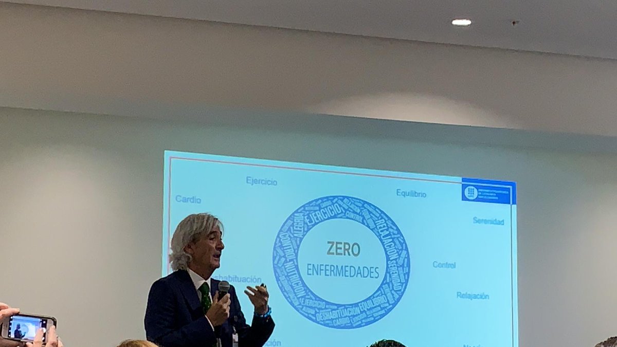 Fundacion_ORP's tweet photo. En este momento @pedromondelo hablando sobre nuestra visión 5Z #EmpresasSaludables #ORP2019 #ORPMéxico https://t.co/GA3OerCpBc
