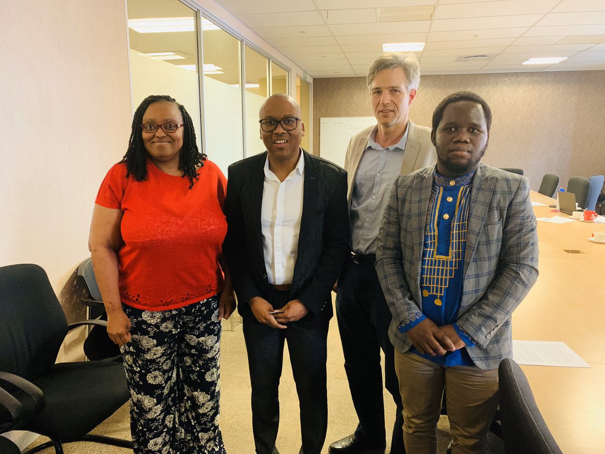bandilemasuku's tweet photo. Partnerships to Change Health Care in Gauteng @sanosanele #clinicalassociates https://t.co/To8lSdQ2Xz