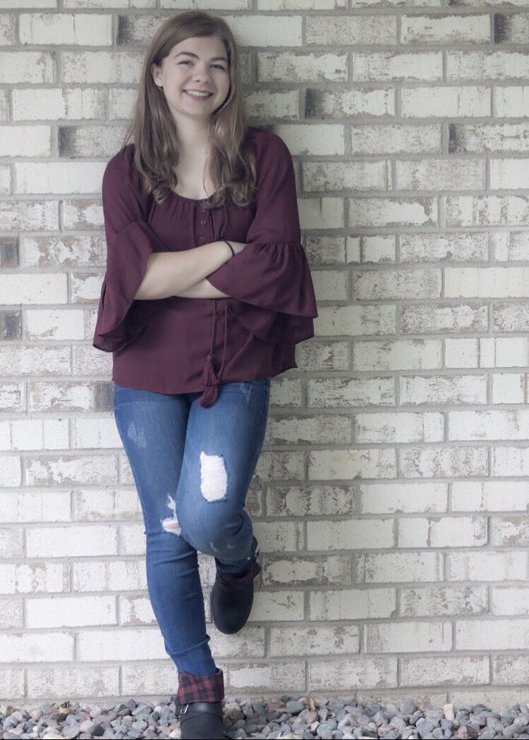 🚨 Senior Spotlight 🚨
When asked to leave a piece of advice to underclassmen Teya Winn said, “Work hard because it will pay off in the future.” 
Thank you for all of the hard work Teya, it has benefited our program greatly! 
Come celebrate Teya next Tuesday at Senior Night!