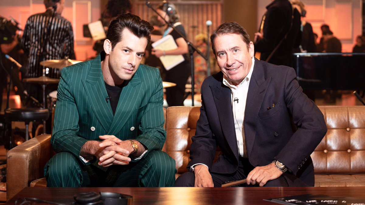 New series. New look. New sofa.

We're back!

17th / 18th October <a href="/BBCTwo/">BBC Two</a> #laterjools