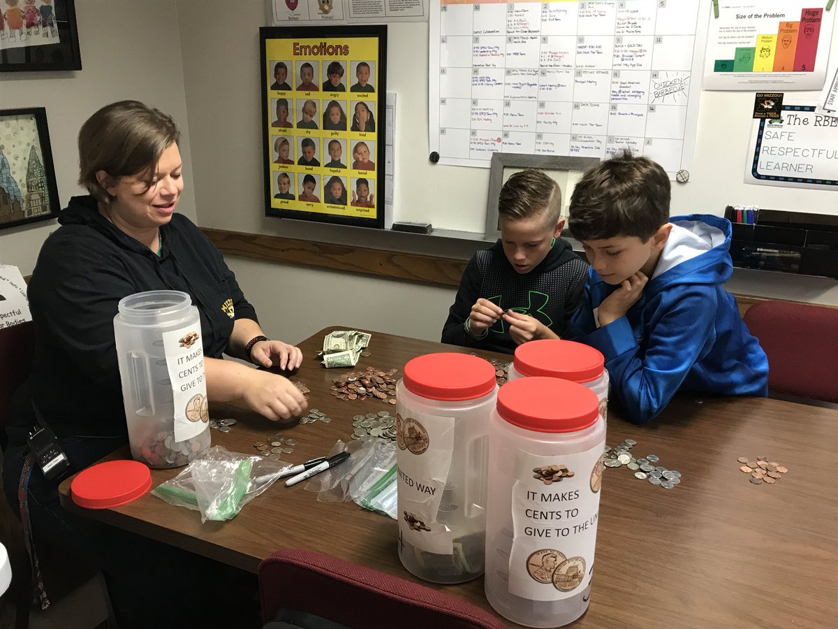 ShawnaMSchulte's tweet photo. Bucket Brigade aftermath....Thank you RBE families and staff for helping us raise money for The United Way.  #WeAreRBE https://t.co/56YW1G2uOq