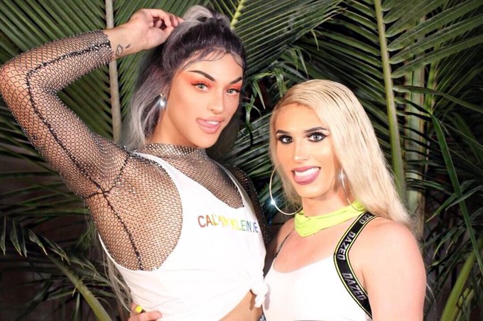 2 pic. . @pabllovittar vejo você amanhã bebê!!! ???? https://t.co/fVKx2li2QS