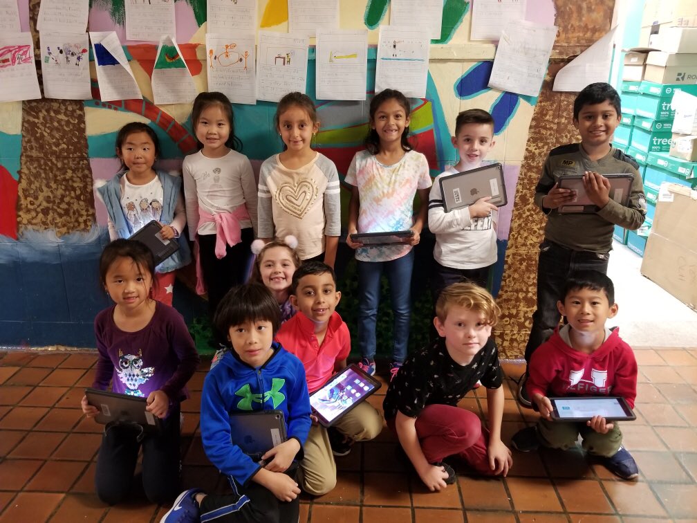 Nodell_library's tweet image. Yesterday afternoon @jfteach1 class learned about loops and today I find these Ss earned their #ColorByCode ⭐️⭐️⭐️⭐️ Mastery Badge! They can’t get enough of #coding and are looking for more pathways to complete!! #MineolaProud @Hampton_Street @kid_OYO