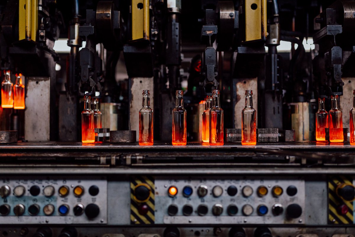 Sie ist da! Für <a href="/fritzkola/">Meister</a> hat Superunion Germany gemeinsam mit WERKSDESIGN das Design der neuen Gastro-Flasche entwickelt, die auf der <a href="/BarConventBER/">Bar Convent Berlin</a>  vorgestellt wurde. Alle Infos hier: bit.ly/3154qt4