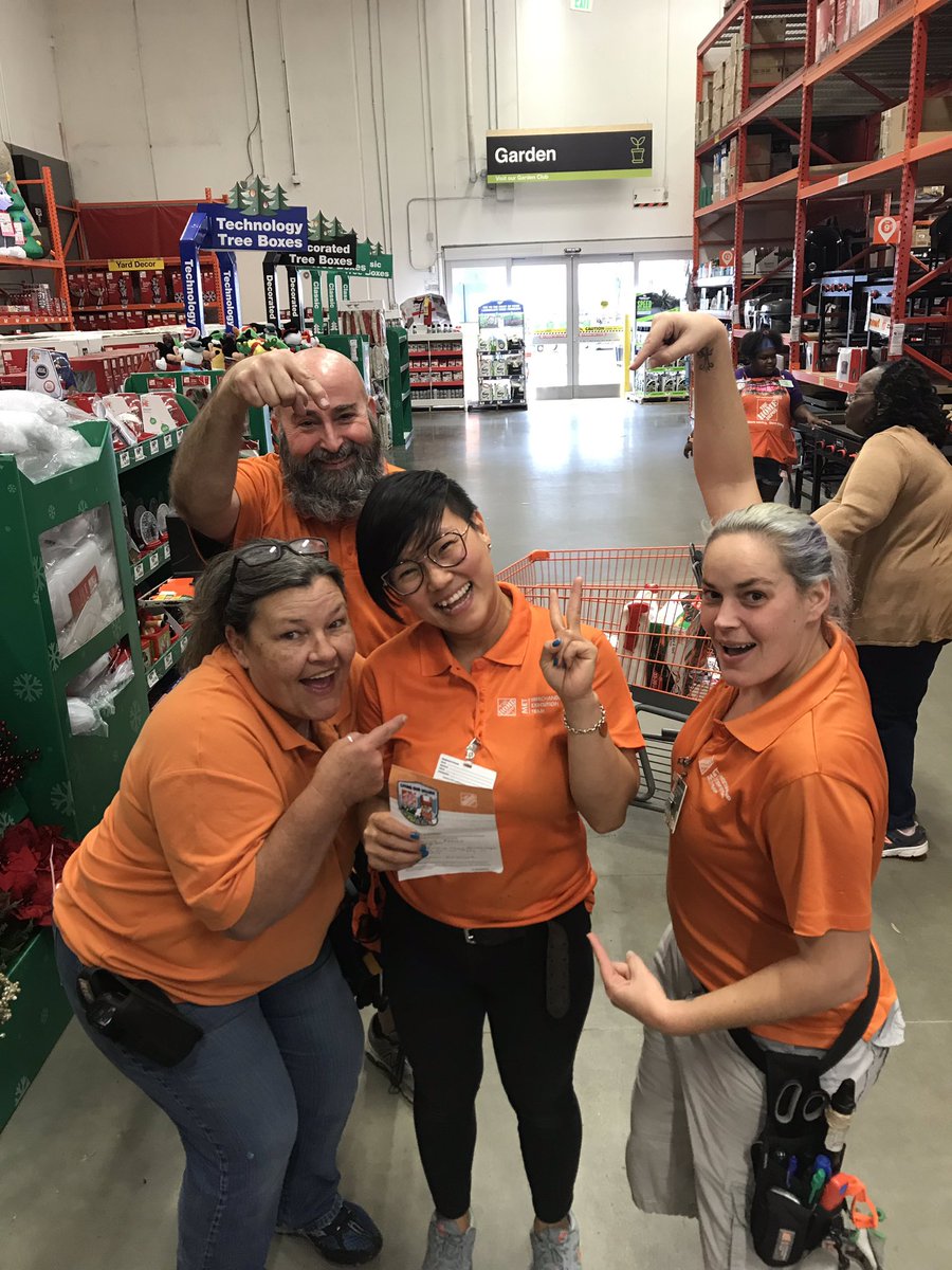 Brad Holbrook (@bradholbrook88) on Twitter photo Giving a homer to one of the hardest working MEA on MET Lia from Carrolton. Thank you some much for coming and helping. <a href="/melissabrito9/">melissa brito</a> <a href="/Lange10Jonathan/">Jonathan Lange</a> <a href="/jennifer9674/">jennifer pelaez</a> <a href="/NateC0143/">Nate Clauss</a> <a href="/ReevesLia/">liareeves</a> Giving a homer to one of the hardest working MEA on MET Lia from Carrolton. Thank you some much for coming and helping. <a href="/melissabrito9/">melissa brito</a> <a href="/Lange10Jonathan/">Jonathan Lange</a> <a href="/jennifer9674/">jennifer pelaez</a> <a href="/NateC0143/">Nate Clauss</a> <a href="/ReevesLia/">liareeves</a>