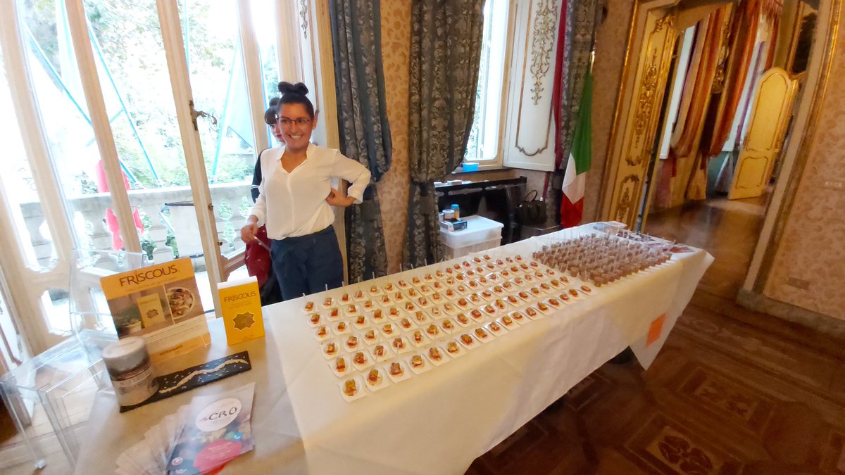 Al piano nobile di Palazzo Birago per l'inaugurazione di <a href="/VendemmiaTorino/">Vendemmia a Torino - Grapes in Town</a> #porticidivini non possono mancare i #maestridelgusto di #Torino <a href="/ContradaTorino/">Fondazione Contrada</a> <a href="/regionepiemonte/">Regione Piemonte</a>