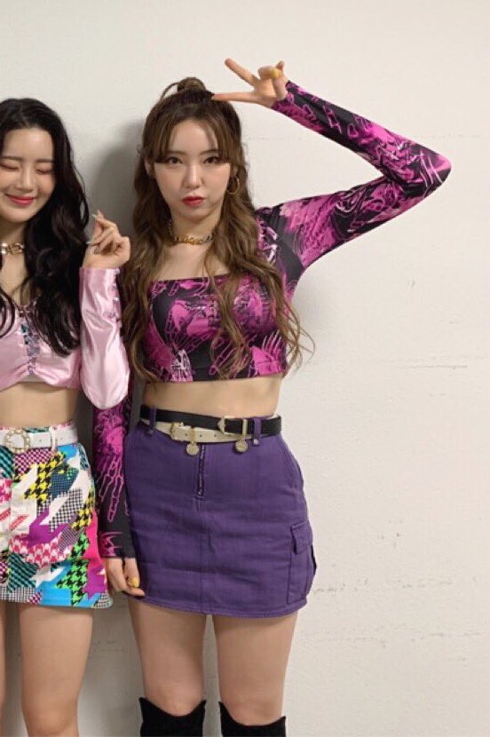 layeonzone's tweet photo. 191011 ✰ twt update
→ #LAYEON #라연 #PURPLEBECK https://t.co/QHLePIA6C7