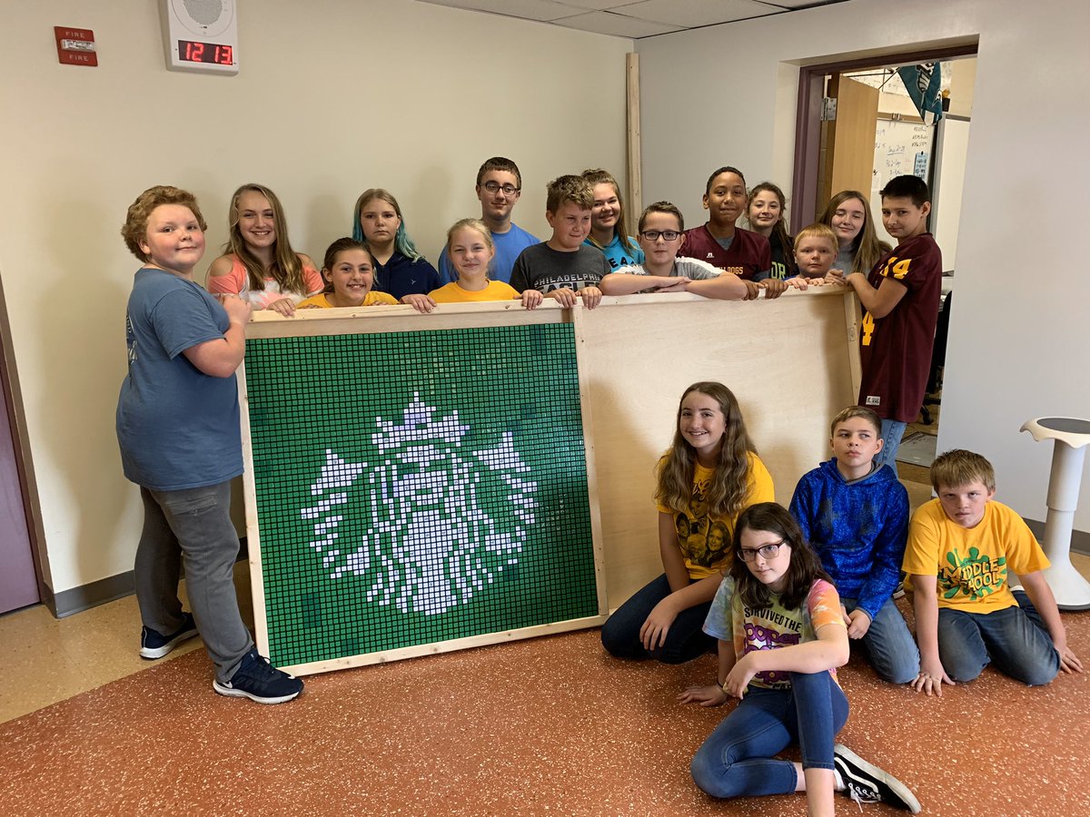 DRobSTEM's tweet photo. What do Big Spring Middle School students decide to do with 400 Rubik’s Cubes.... @ChickfilA @Starbucks @NFL Sounds good to me. #bssdproud #bsmsrocks #drobstem https://t.co/yVYevFFD92