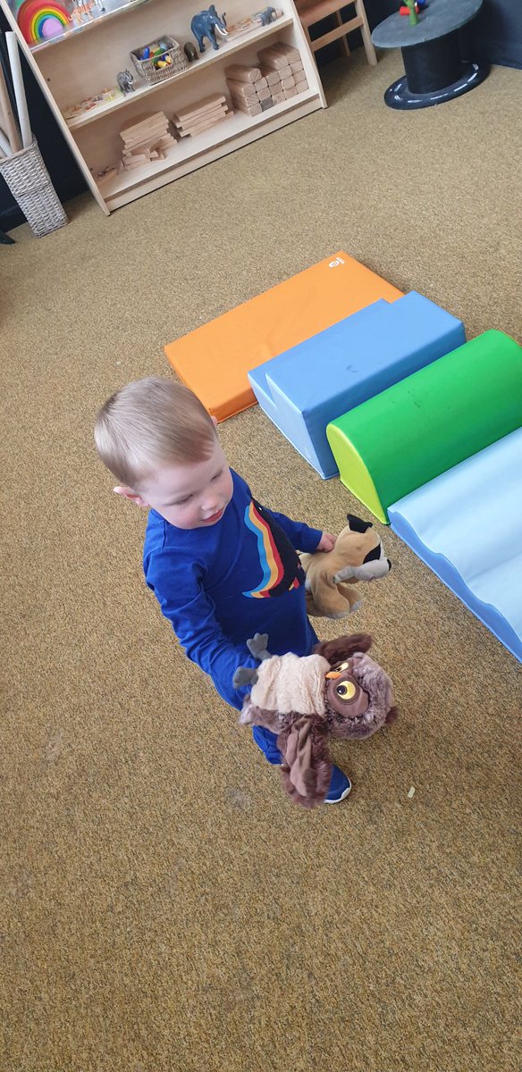 anfieldroadeyfs's tweet photo. Puppet fun in Baby Bugs today #babybugs #itsfunbeing2 https://t.co/9TIlkDGpWZ