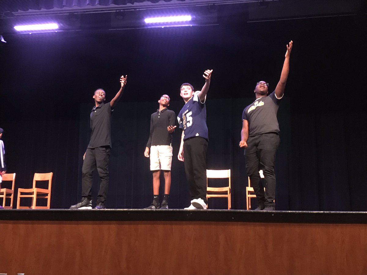 techwithchrissy's tweet photo. Amazing Musical Theater production @BCHSdolphins as part of The Leader in Me!  @BeaufortSchools @ChadCox1 https://t.co/GahZ4qEPQA