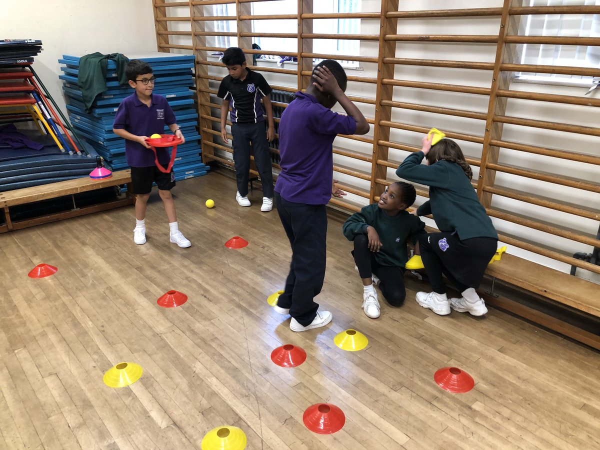 EPSScoutGroup's tweet photo. The darker nights will soon be with us so @EPSScoutGroup are inventing some bespoke games to play on Pack nights! #EPSInspire https://t.co/dOE7Vw2GJF