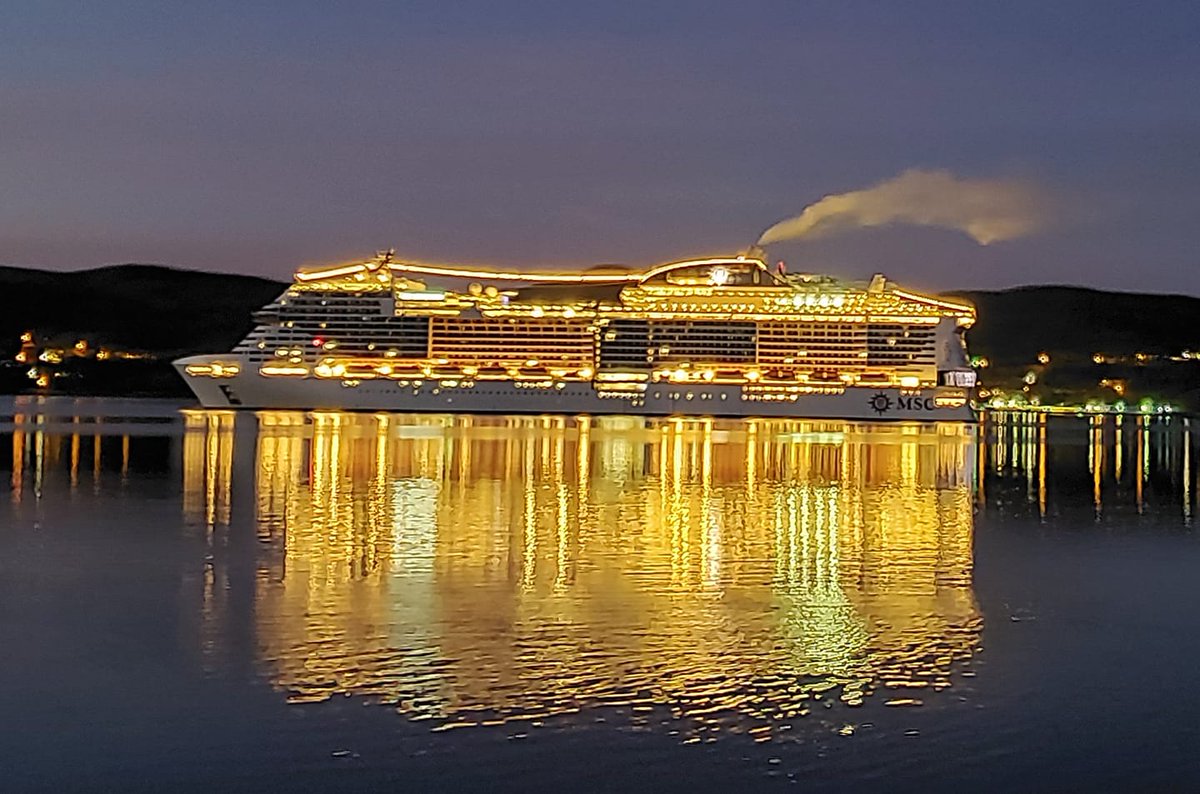 570VOCM's tweet image. Peter Parsons took this pic of the MSC Meraviglia coming into @CornerBrook this morning. The Cruise Ship came in a little early. We think it just wanted to show off in the dark.
