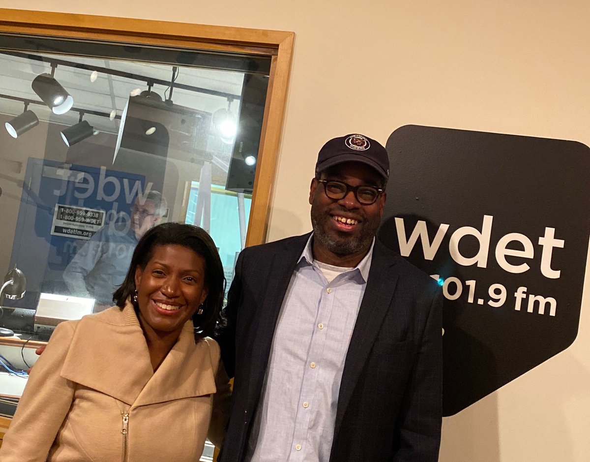 Fascinating convo yesterday w/ <a href="/shdetroit/">Stephen Henderson</a> &amp; callers from #DetroitToday on <a href="/wdet/">WDET 101.9FM</a>. Sharing up-to-date info on how we can end the #hiv epidemic, confront stigma, &amp; support people living w/ HIV is critical. Thank U to the excellent #DetroitToday team! <a href="/GJNeher/">Jake Neher</a> <a href="/katieswift/">Kate Swift</a> <a href="/ASysling/">Annamarie Sysling</a>