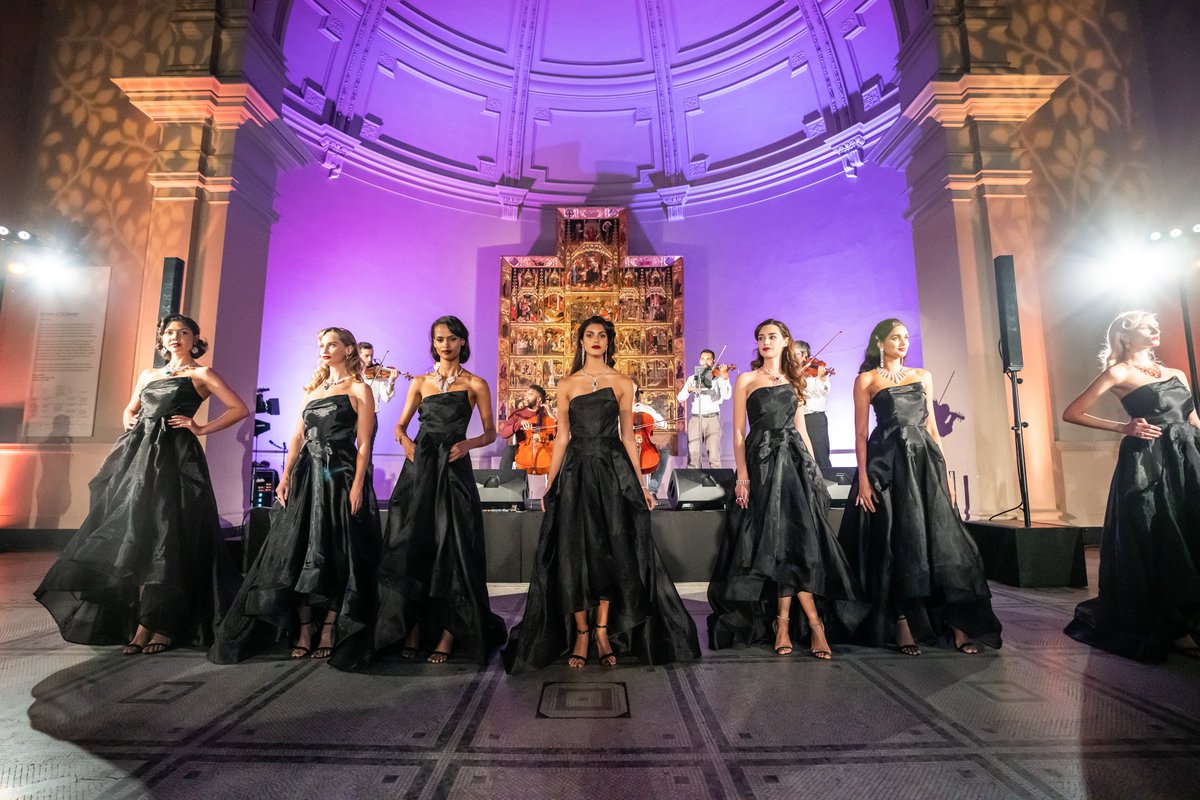 Euphonica tweet media