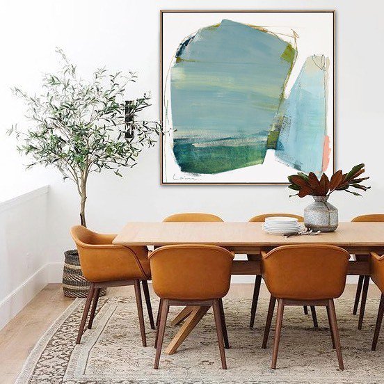 Brisk making friends in the new dining space. I think need some of those chairs for myself! 
View all pics on the Bluethumb website. Search Brisk 😌
.
.
.
.
.
.
#brisk #favecolours #largeart #abstractart #bluepinkart #expressiveart #largeabstract #colourfulart #contemporaryar…